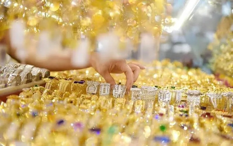 Có nên mua vàng thời điểm này không