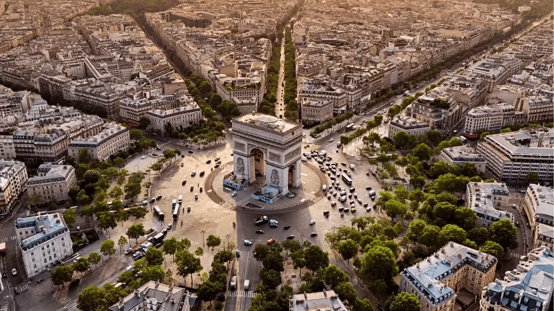 khai hoan mon paris