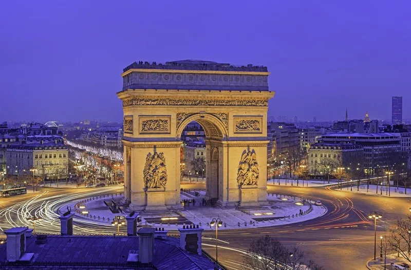 khai hoan mon paris